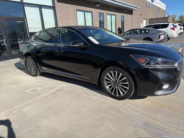 2018 Kia Cadenza Premium