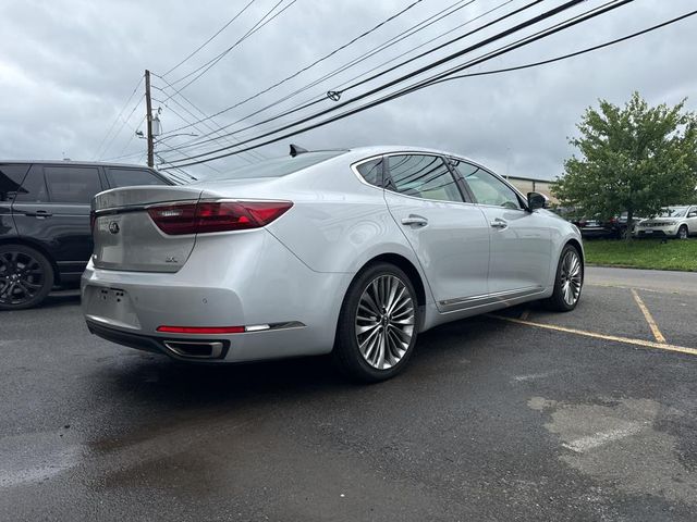 2018 Kia Cadenza Limited