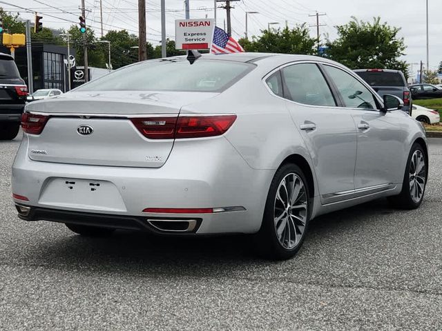 2018 Kia Cadenza Technology