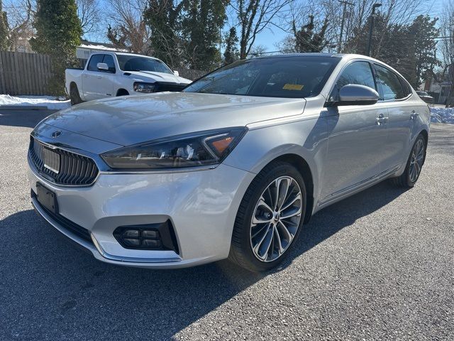 2018 Kia Cadenza Technology