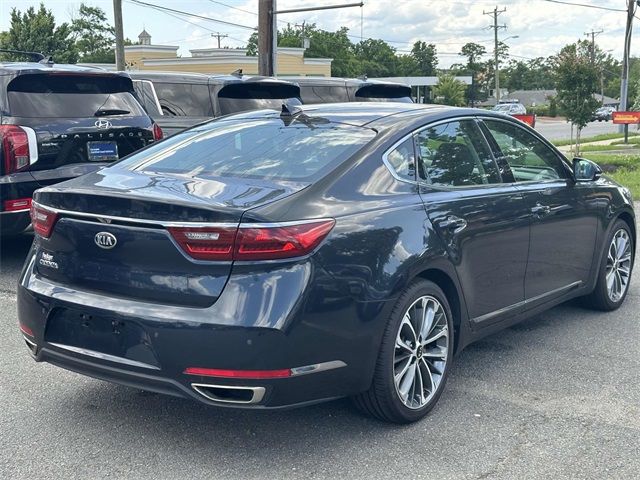 2018 Kia Cadenza Technology