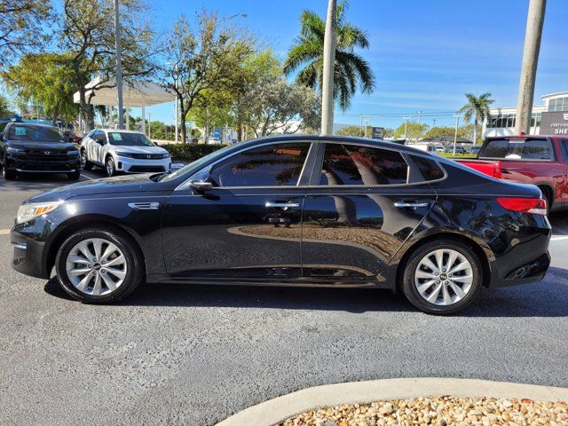 2018 Kia Optima LX