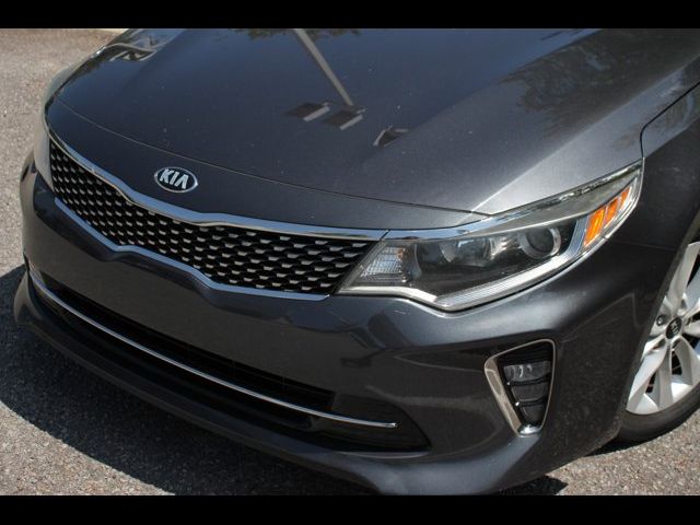 2018 Kia Optima S