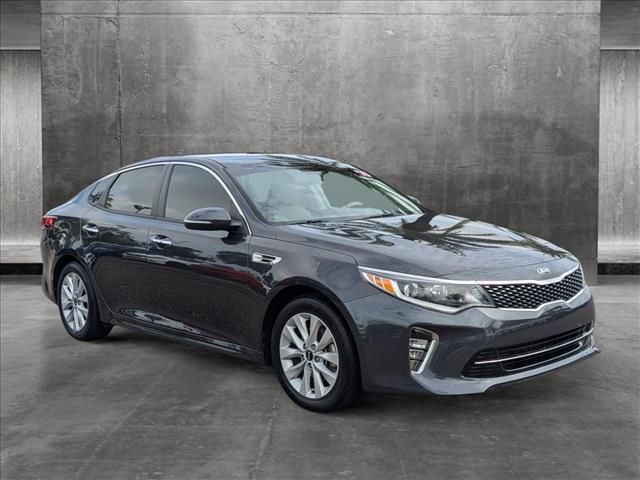 2018 Kia Optima S