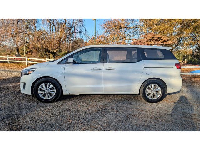 2018 Kia Sedona L