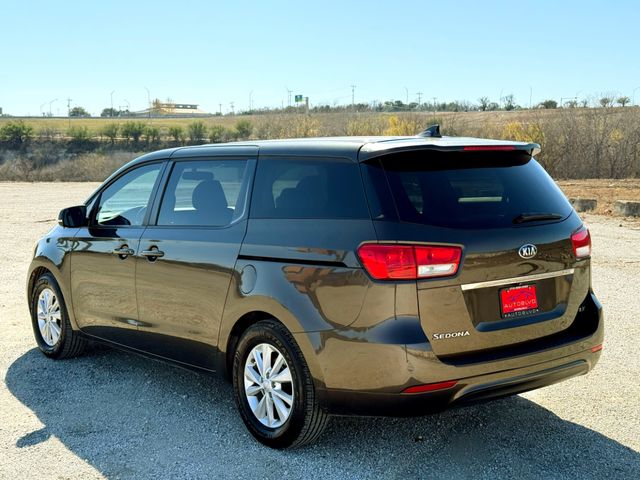 2018 Kia Sedona LX