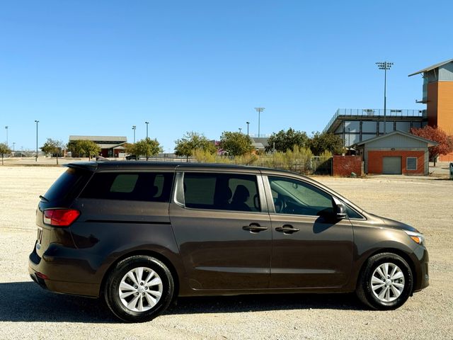 2018 Kia Sedona LX