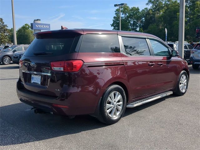 2018 Kia Sedona LX