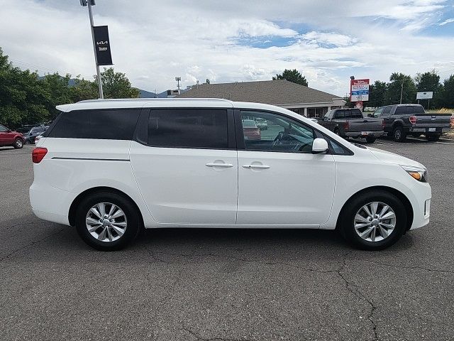 2018 Kia Sedona LX