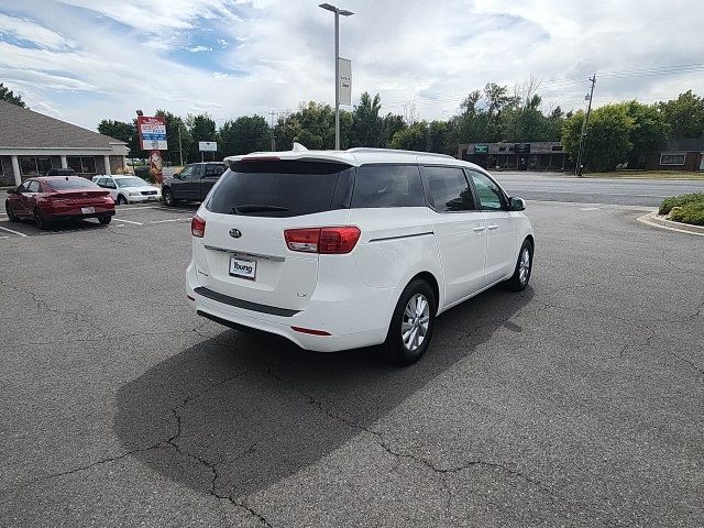 2018 Kia Sedona LX