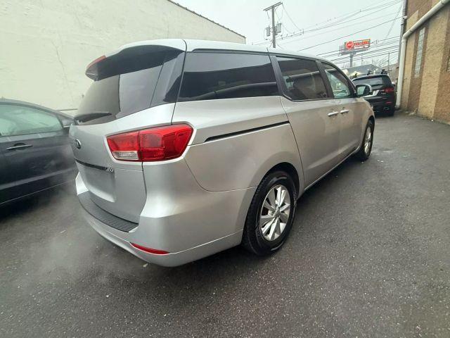 2018 Kia Sedona LX