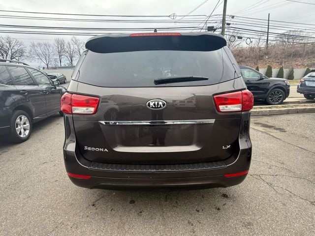 2018 Kia Sedona LX