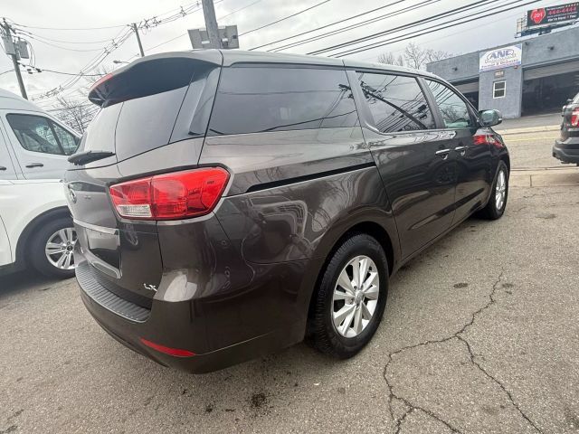 2018 Kia Sedona LX