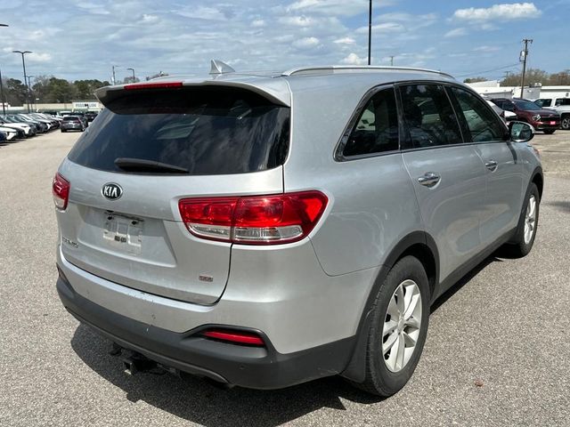 2018 Kia Sorento LX