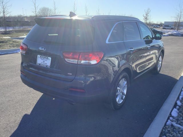 2018 Kia Sorento LX