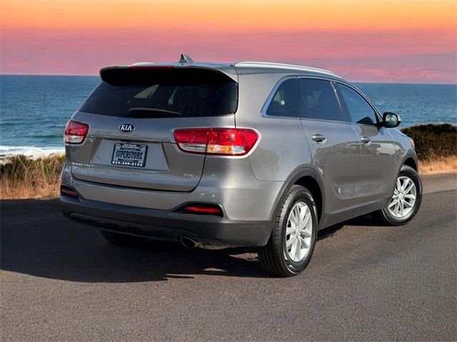 2018 Kia Sorento LX