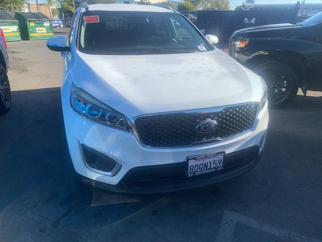 2018 Kia Sorento LX