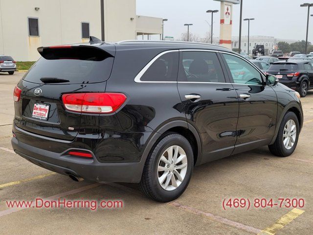 2018 Kia Sorento LX