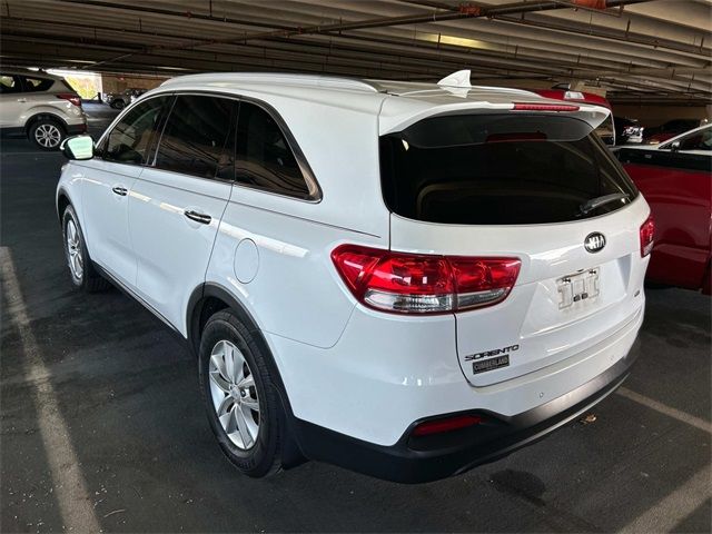 2018 Kia Sorento LX