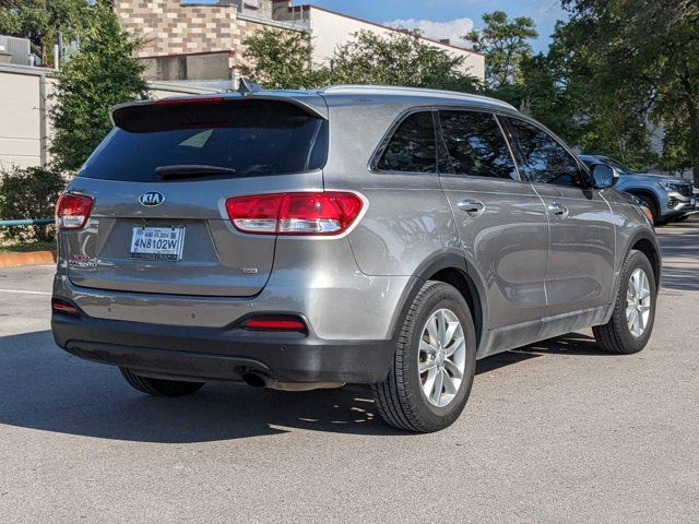 2018 Kia Sorento LX