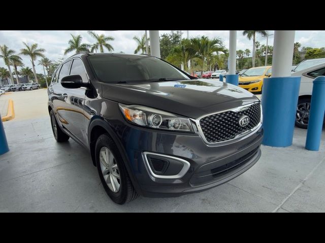 2018 Kia Sorento LX