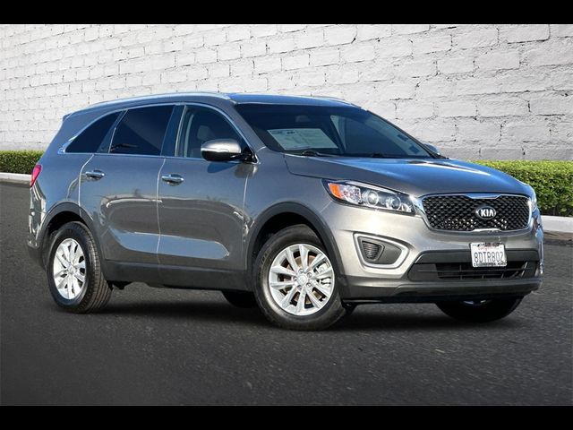 2018 Kia Sorento LX