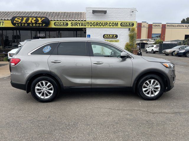 2018 Kia Sorento LX