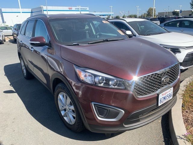 2018 Kia Sorento LX