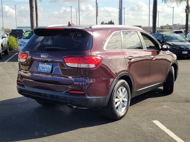 2018 Kia Sorento LX