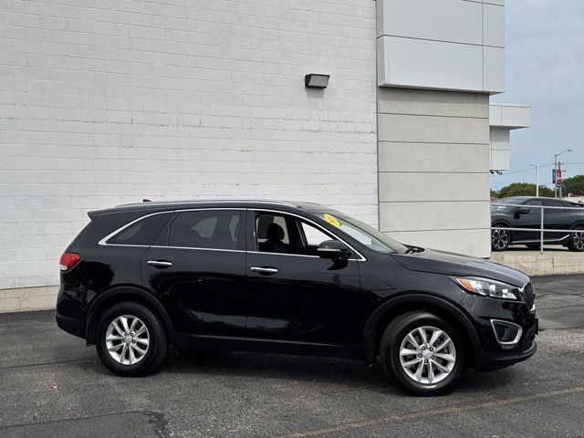 2018 Kia Sorento LX