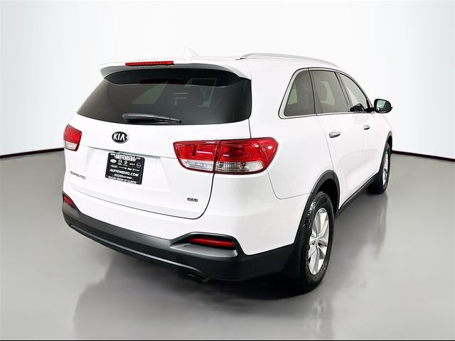 2018 Kia Sorento LX