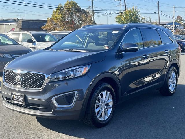 2018 Kia Sorento LX