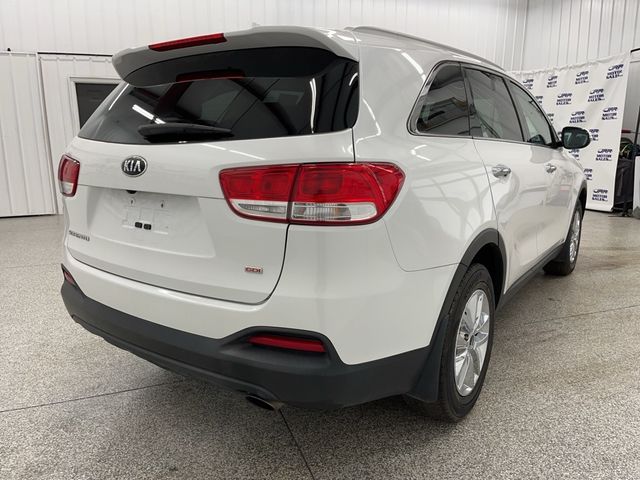 2018 Kia Sorento LX