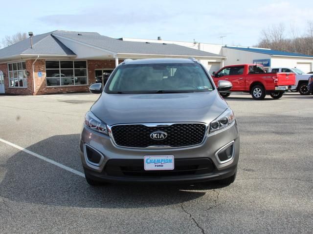 2018 Kia Sorento LX