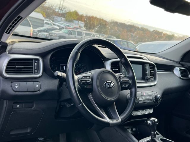 2018 Kia Sorento LX