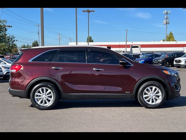 2018 Kia Sorento LX