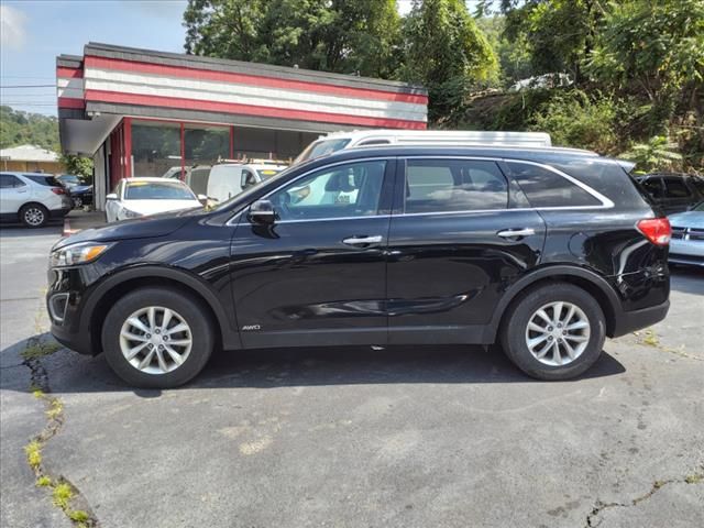 2018 Kia Sorento LX