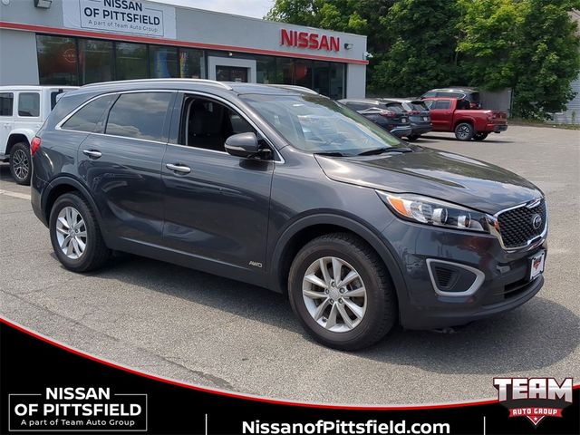 2018 Kia Sorento LX