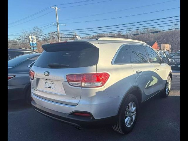 2018 Kia Sorento LX