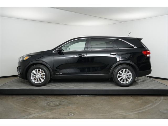 2018 Kia Sorento LX V6