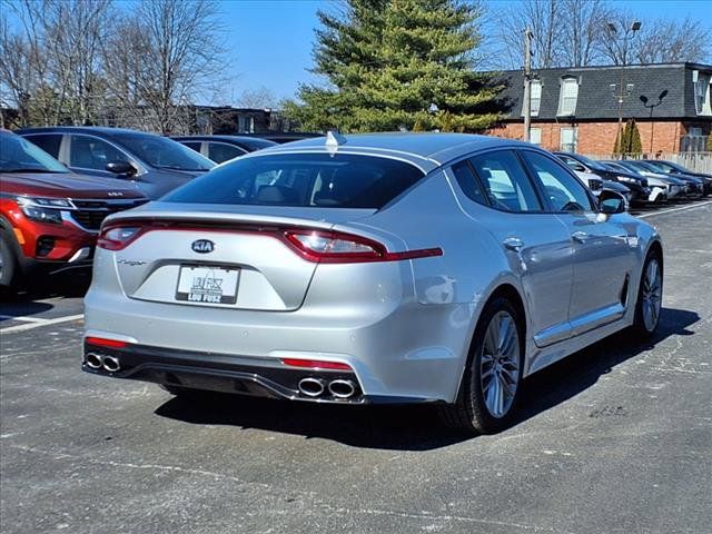 2018 Kia Stinger Base