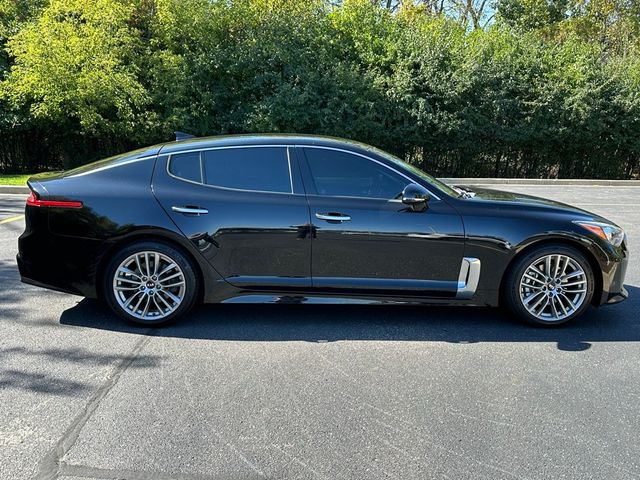 2018 Kia Stinger Base