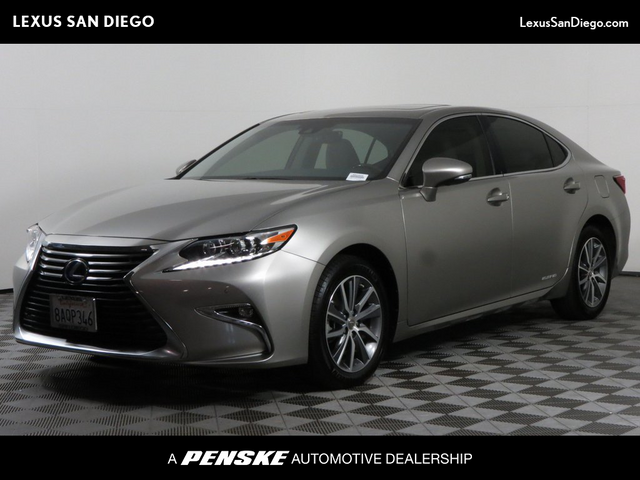 2018 Lexus ES 300h