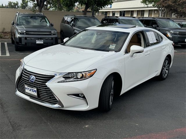 2018 Lexus ES 300h