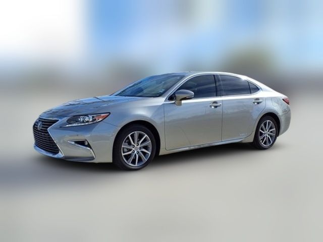 2018 Lexus ES 300h