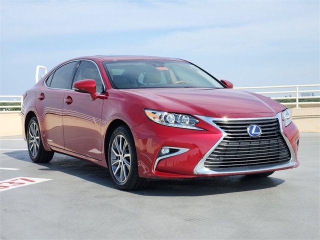 2018 Lexus ES 300h