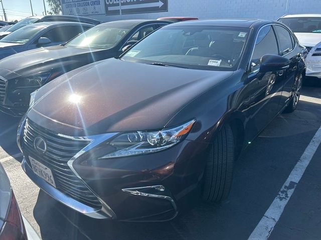 2018 Lexus ES 300h