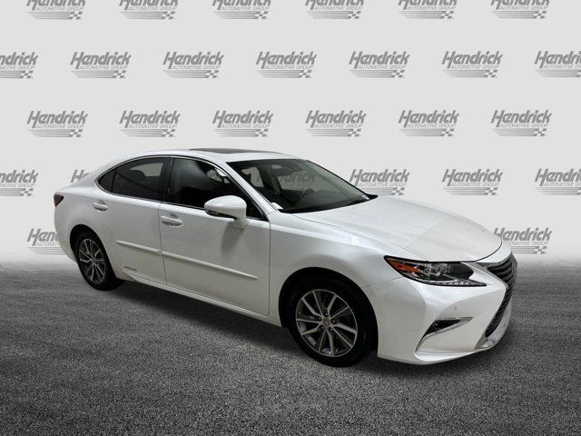 2018 Lexus ES 300h