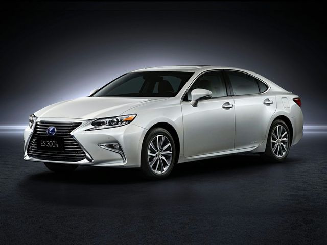 2018 Lexus ES 300h