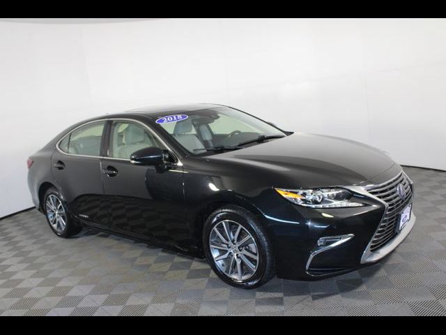 2018 Lexus ES 300h